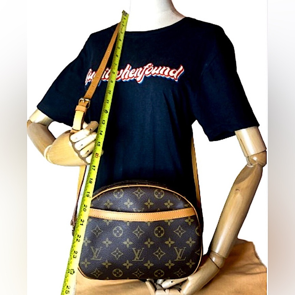LOUIS VUITTON Monogram Blois Crossbody Shoulder Bag COMES WITH: LV Dust Bag, COA - Picture 13 of 17